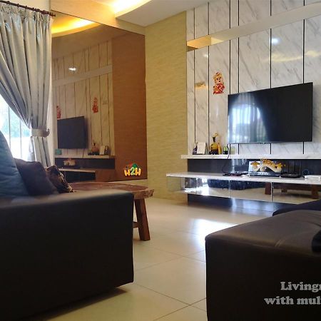 H2H - Cy Botani Vacation House Ipoh Kültér fotó
