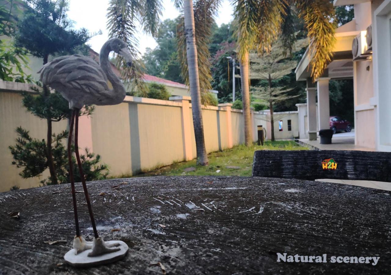H2H - Cy Botani Vacation House Ipoh Kültér fotó